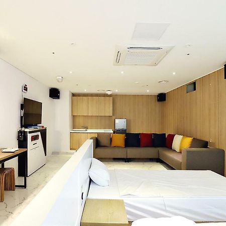 Biennale Hotel Gwangju Metropolitan City Esterno foto